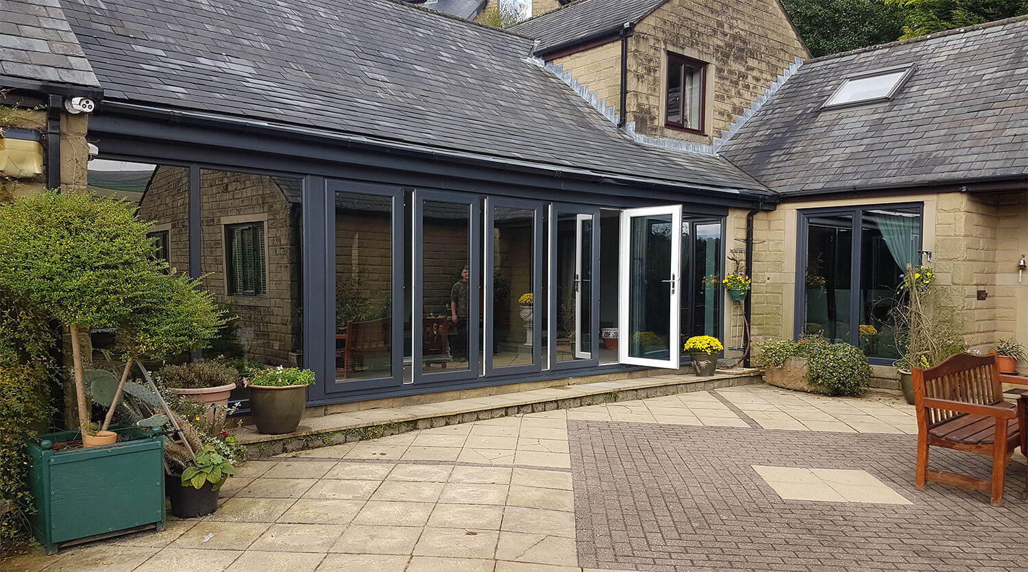 EASi-FOLD Doors