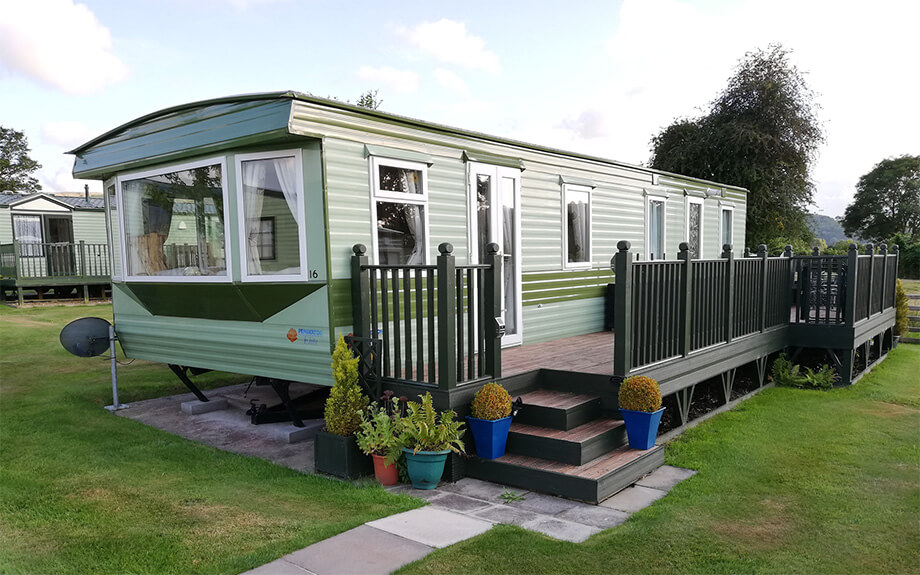 Holiday Home Windows